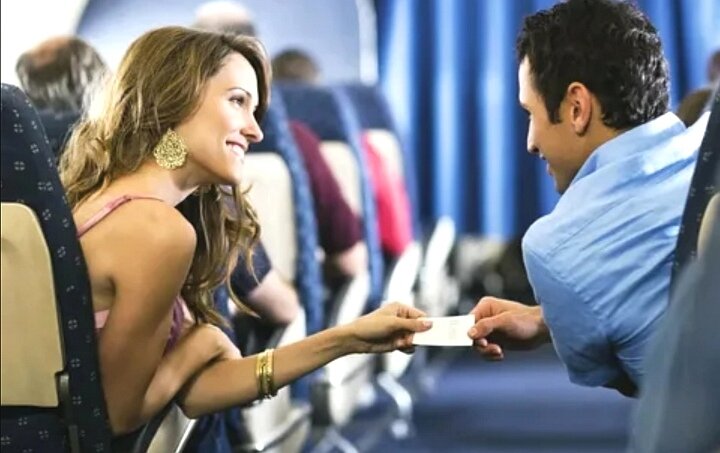 Отношения легко завязываются... 