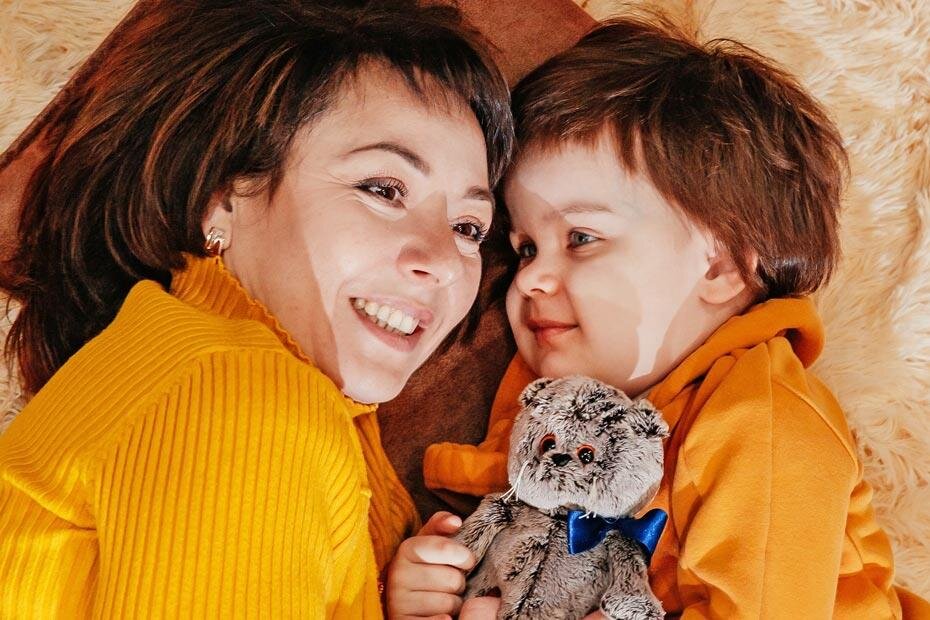 Лиза Уткина и ее мама. Фото из личного архива семьи Уткиных 