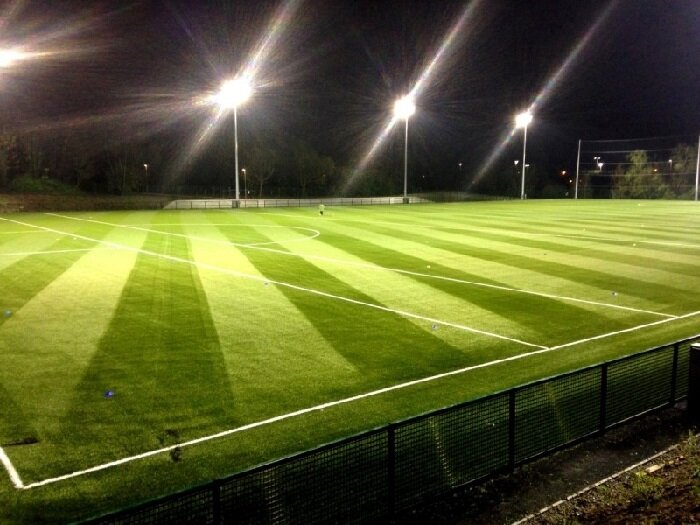 Фото Футбольное поле для игры в футбол.