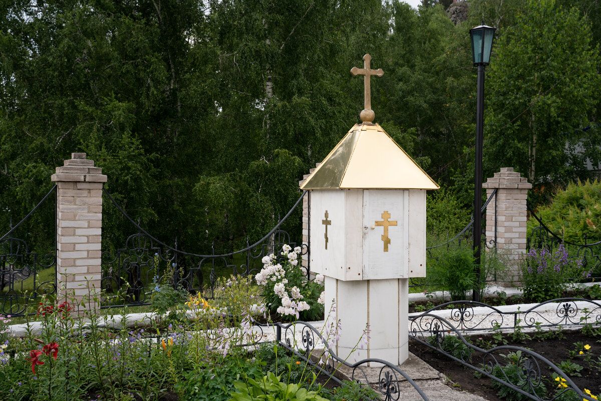 Село Сизая - родина Ивана Ярыгина. Белокаменная церковь. Майнская ГЭС. |  Татьяна Долидудо о путешествиях | Дзен