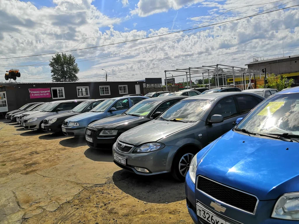 конфискованные автомобили. авторынок в смоленске. смоленские авторынок. авторынок на город омск. авторынок в смоленске.
