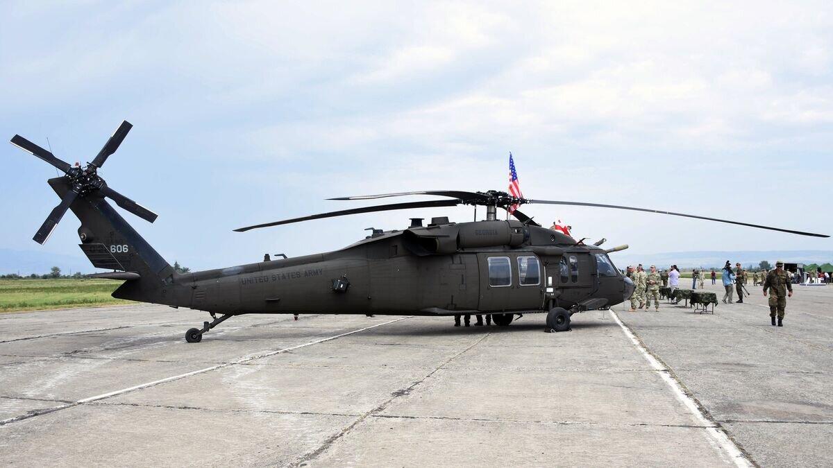    Американский военный вертолет Sikorsky UH-60 Black Hawk© Sputnik / Денис Асланов