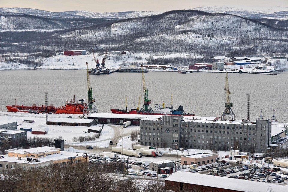     Мурманский морской рыбный порт национализирован. Олег ФИЛОНОК