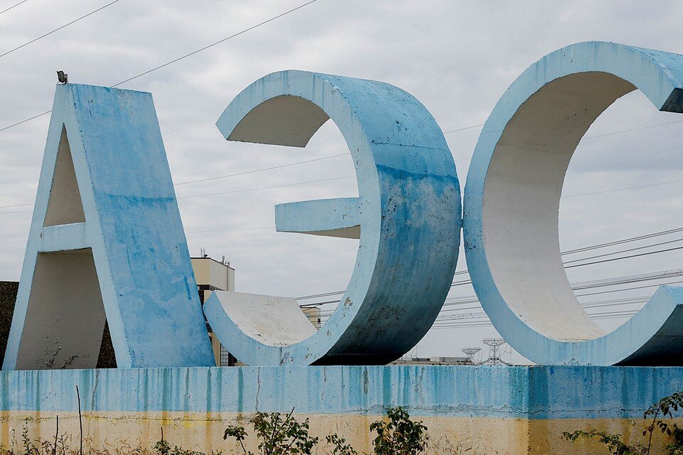     ВСУ опять пытались захватить Запорожскую АЭС  REUTERS