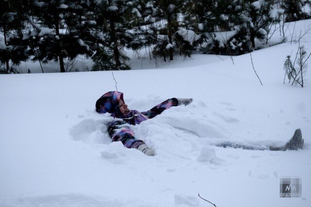    В снегу Наталья Стрельцова © ИА REGNUM