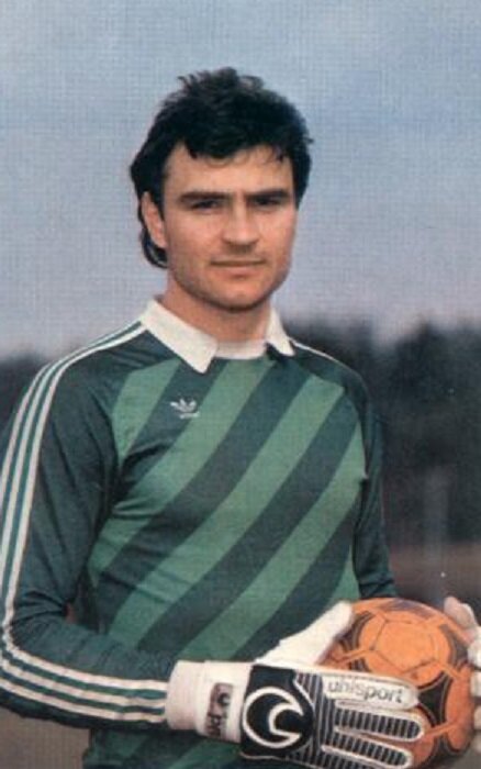 Александр Жидков - выступал за Нефтчи и киевское Динамо