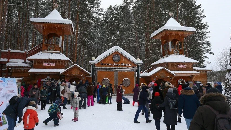 Атмосфера бесконечного детского праздника в Вотчине Деда Мороза