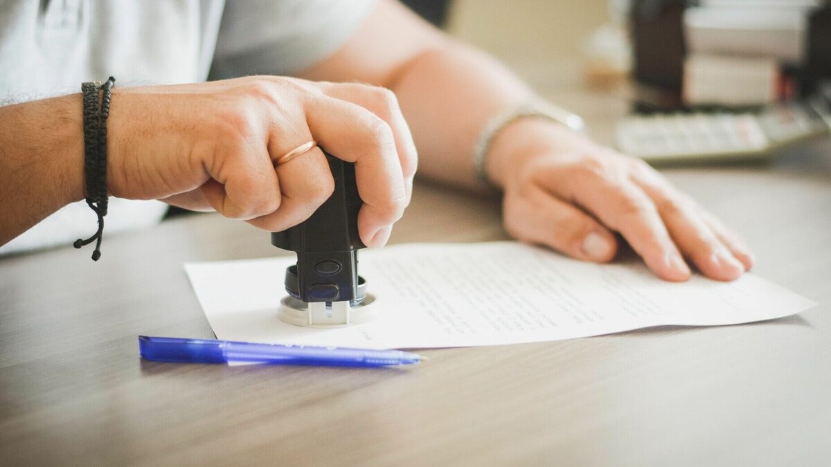     Это привело к ненадлежащему исполнению договора, заключенного между подрядчиком и центральной районной больницей.