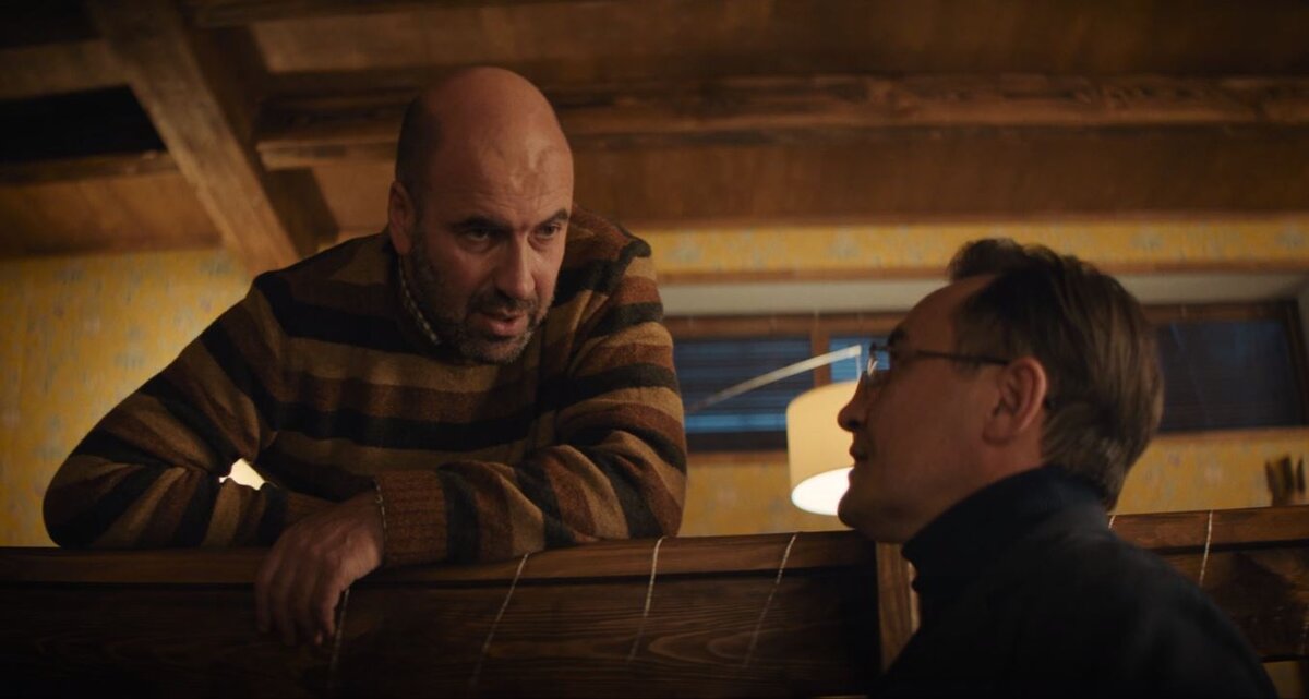 Initiating connection. Тане лечение трейлер 2013.