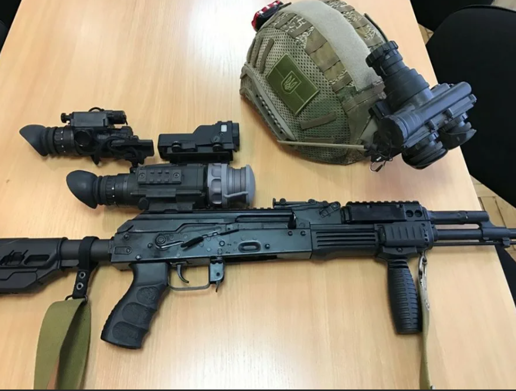 коллиматор тепловизионный t-12. тепловизионный прицел шахин 002-02. коллиматорный прицел на ак 74. тепловизионный прицел шахин. тепловизорный прицел военные для ак 47.