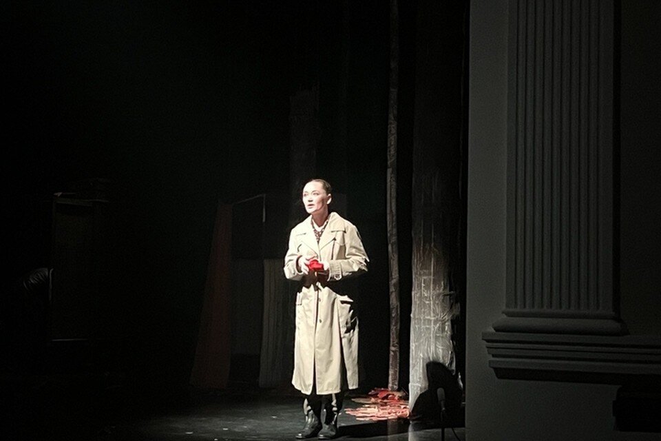     Главные роли исполнили Альбина Гайзуллина и Булат Гатауллин. Рузалия ХАКИМУЛЛИНА