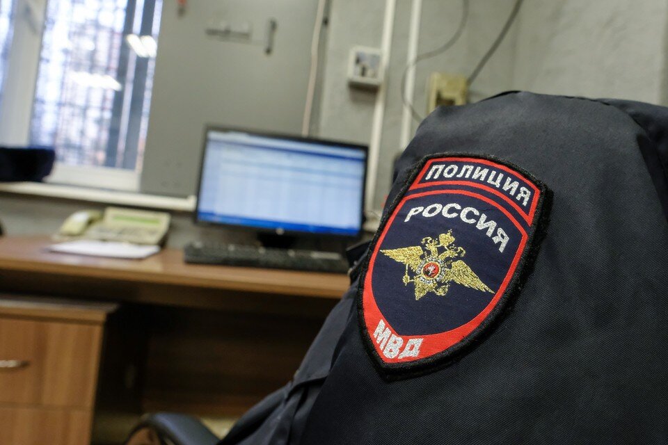     Полицейские Волховского района задержали 17-летнего подозреваемого в мошенничестве в отношении пенсионерки Артем КИЛЬКИН (архив)