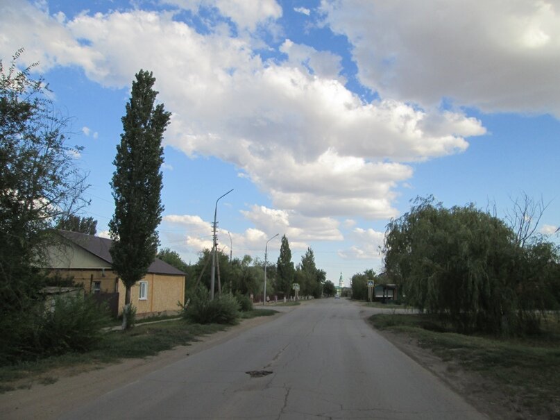 Красный Кут. Улица Комсомольская.