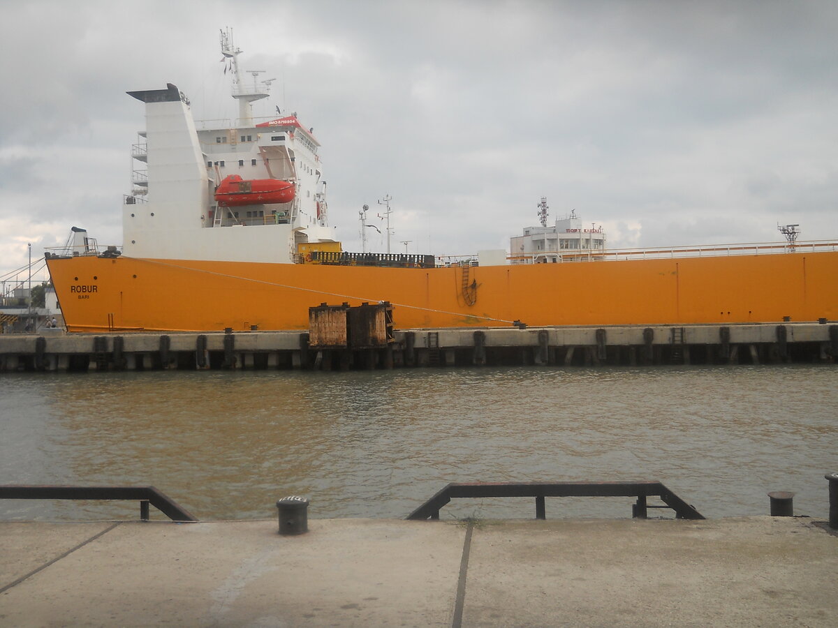 Грузовой паром ROBUR фото из личного архива