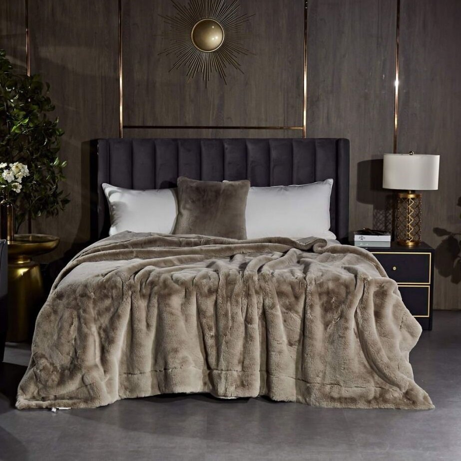 Плед искусственный мех "Sofi De Marko" Ричард бежевый 210*230 см