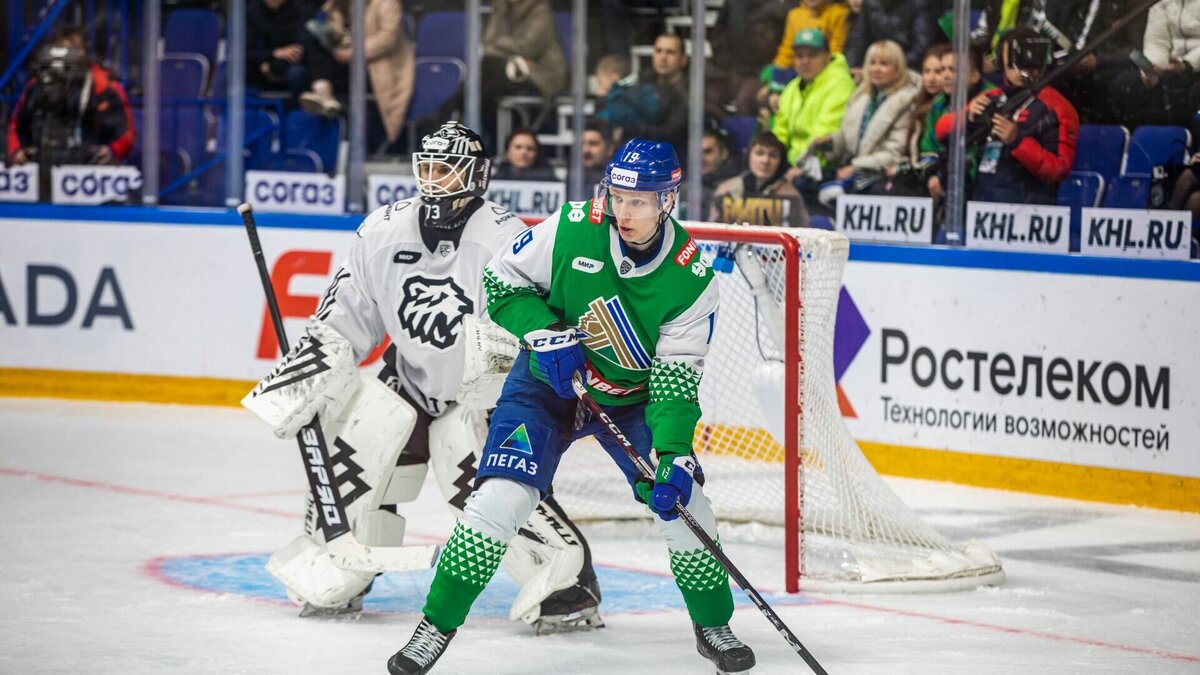    Долгожданная шайба Данила Башкирова, одинаковые голы «Трактора» и комментарий Александр Кадейкина — в первом зимнем обзоре Mkset.