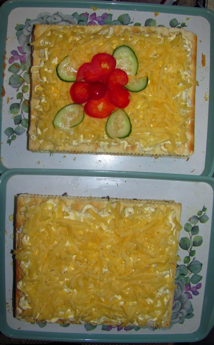 Немножко украсила, чтоб не путать начинки