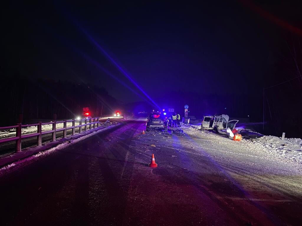    Житель Сургута попал в ДТП на трассе «Пермь-Екатеринбург», погибли два человека