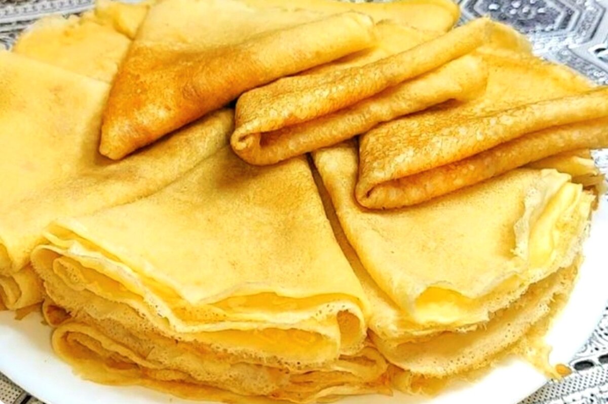 Вот так надо готовить блины. Бабушкины блины без молока тают во рту ...