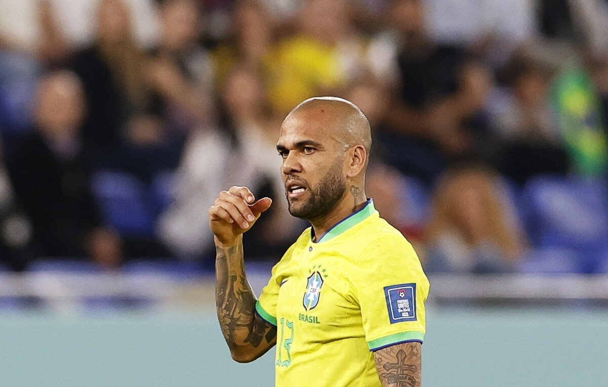    Дани Алвес  EPA-EFE/Rungroj Yongrit