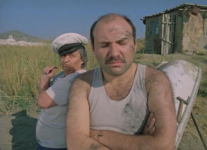 Кадр из фильма «История одной бильярдной команды»