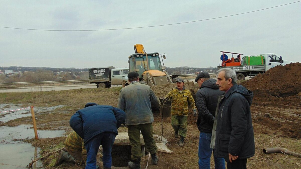     Ушел из жизни Евгений Погурец, который занимал пост директора водоканала в Каменске-Шахтинском, сообщает Telegram-канал Don_mash.