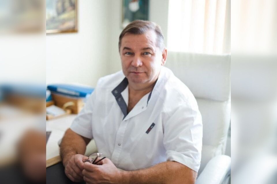     Разносторонний опыт и личный вклад Петра Владимировича – это достойный пример и образец служения любимому делу. Фото: Минздрав Оренбургской области