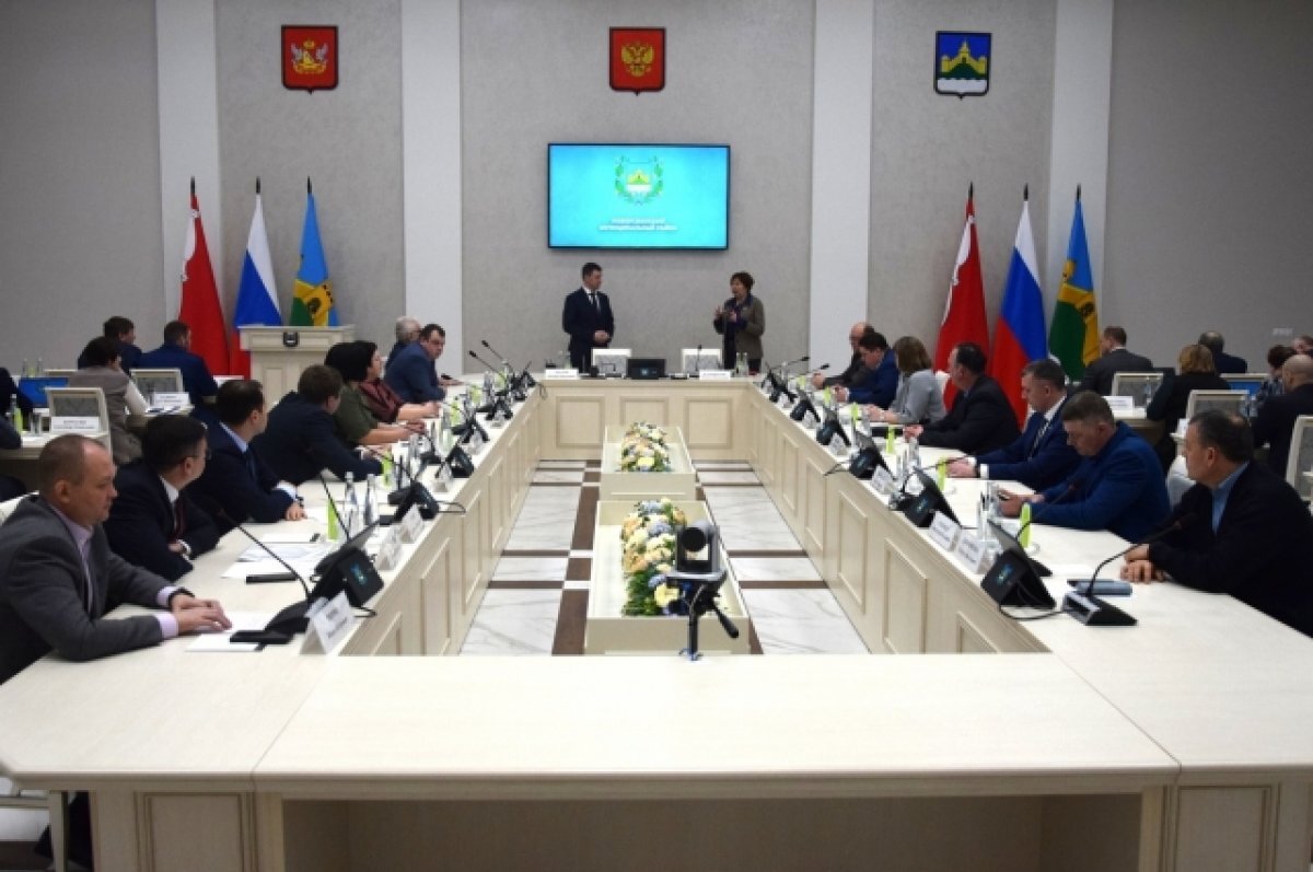    Главу Новоусманского района Воронежской области переизбрали на второй срок