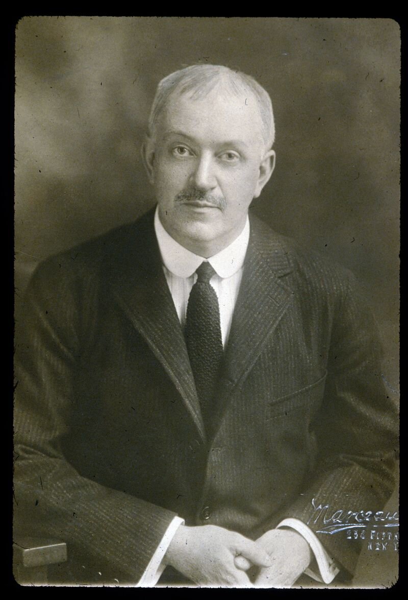 Фрэнк Альва Парсонс, 1911 год. 