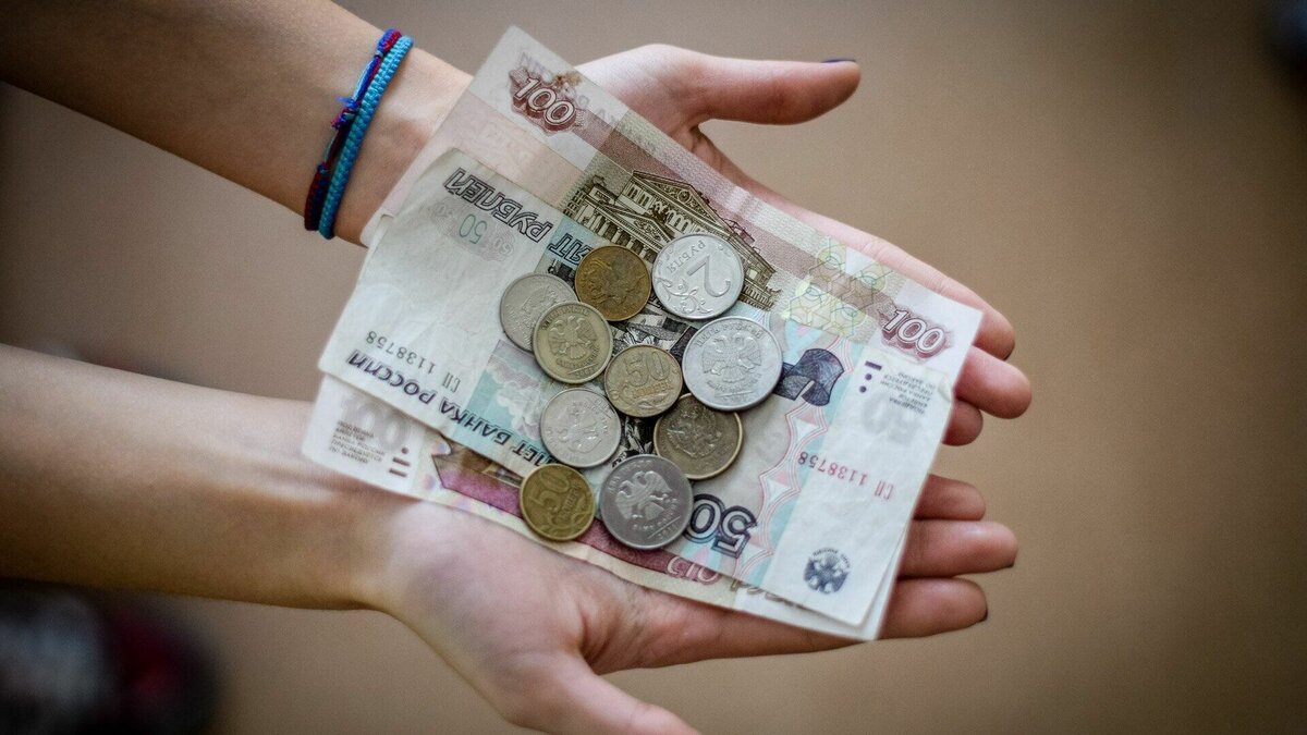     В Дзержинском районе Волгограда стало известно о факте удержания выплат мобилизованному, который был признан банкротом. В ситуации разобрались, деньги мужчине вернули.