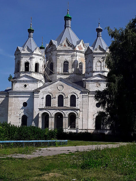 Церковь Троицы Живоначальной в селе