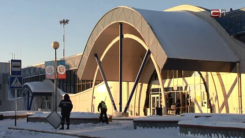    Муниципалитет Югры обязали выплатить аэропорту Сургута 24,6 млн рублей