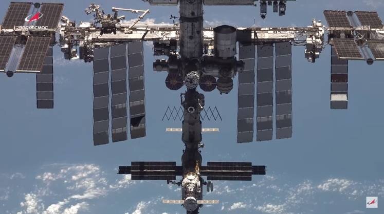    youtube/@RoscosmosMedia