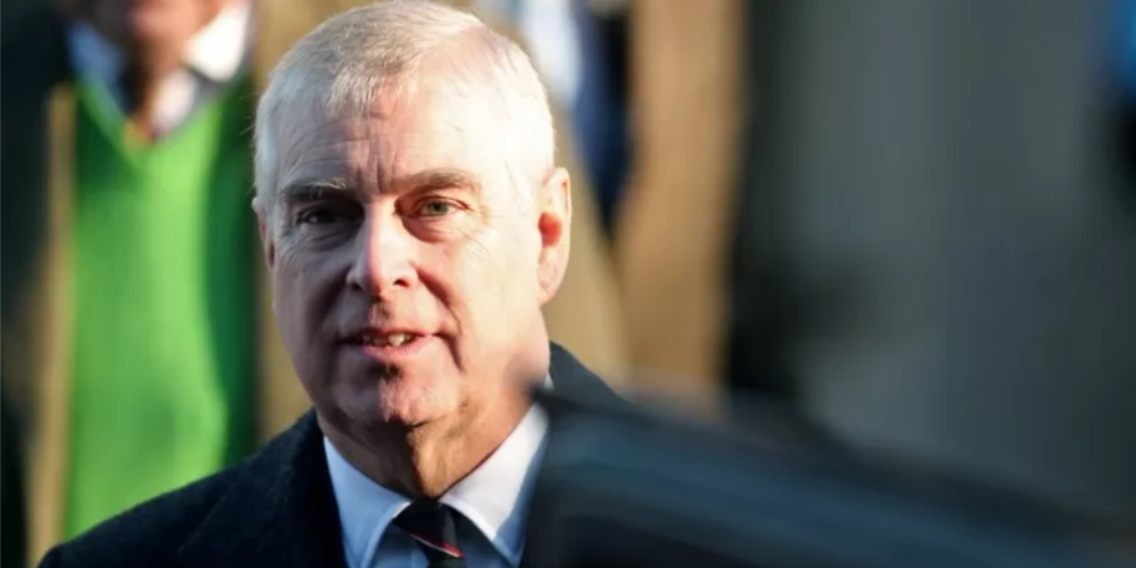 Принц Эндрю может лишиться пособия. Фото: Getty Images