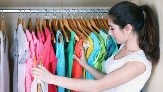    Не только классика: лайфхаки, которые помогут удачно сочетать яркую одежду Екатерина Щербакова