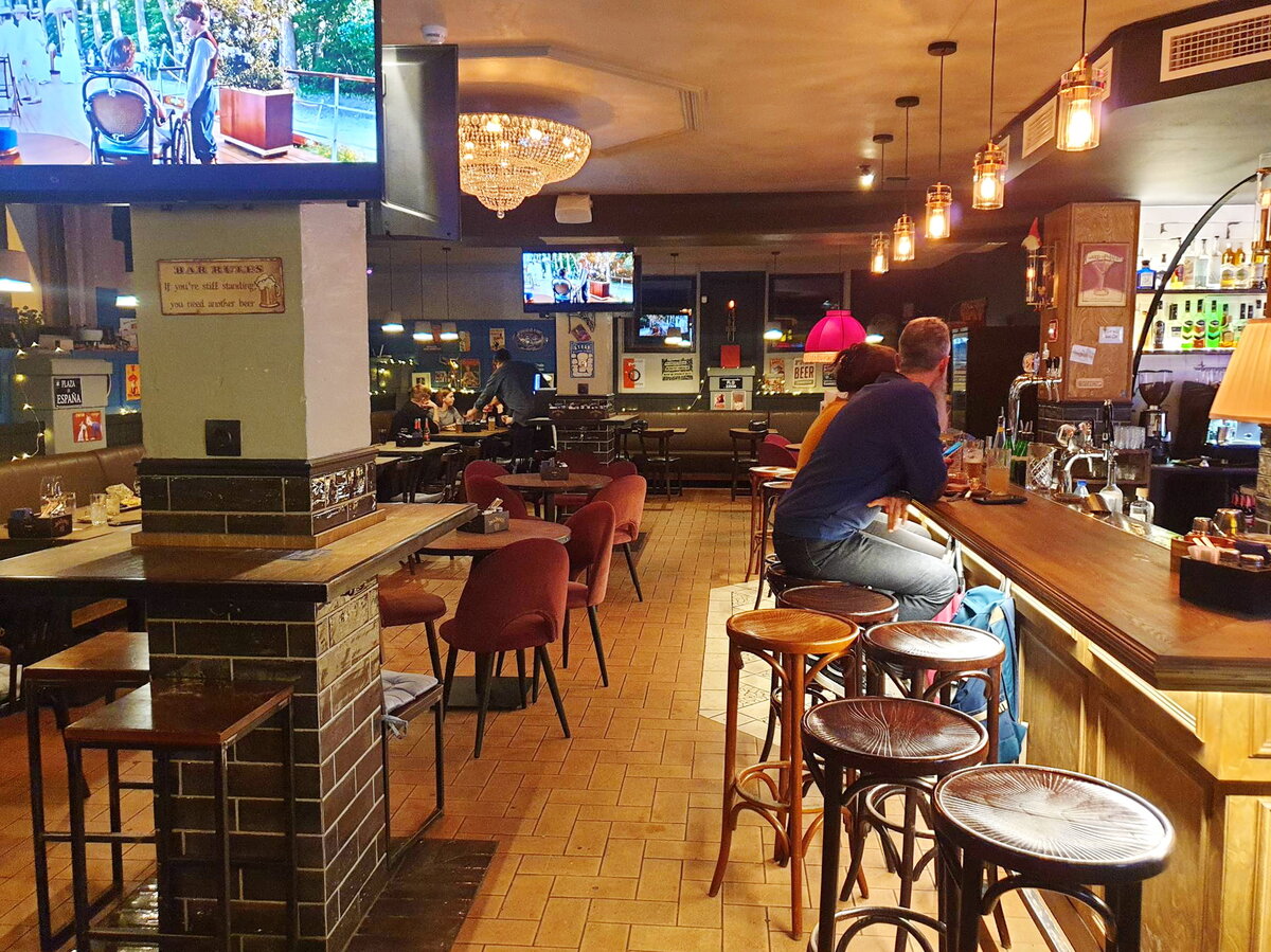 Общий вид зала