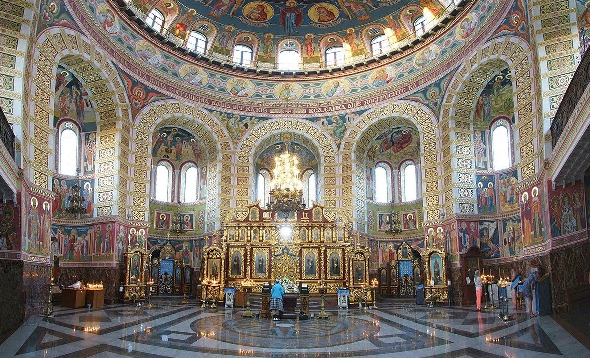Крым. Евпатория. Внутреннее убранство Собора Святителя Николая Чудотворца (фото из открытых источников).