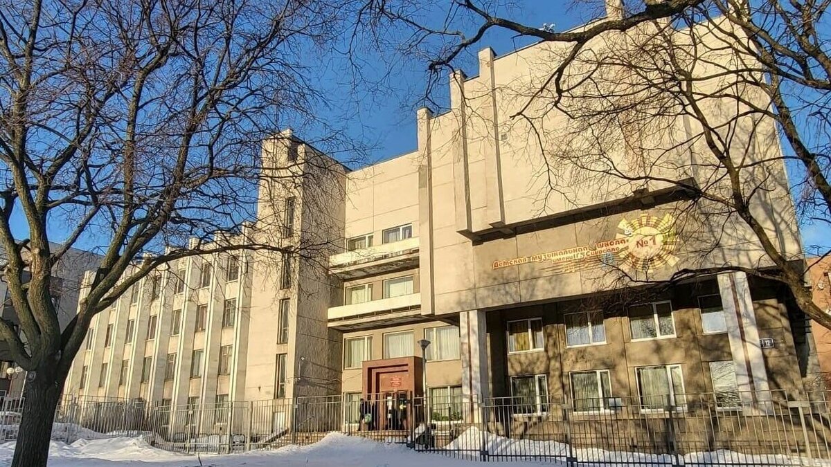     В этом году отремонтируют сразу три Дома культуры в разных районах Карелии. Об этом сообщил глава региона в соцсетях.