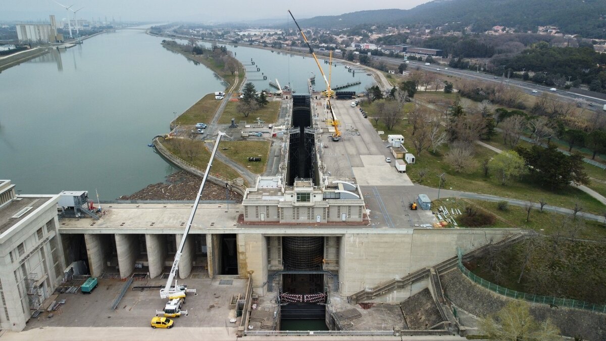 Судоходный шлюз Боллен