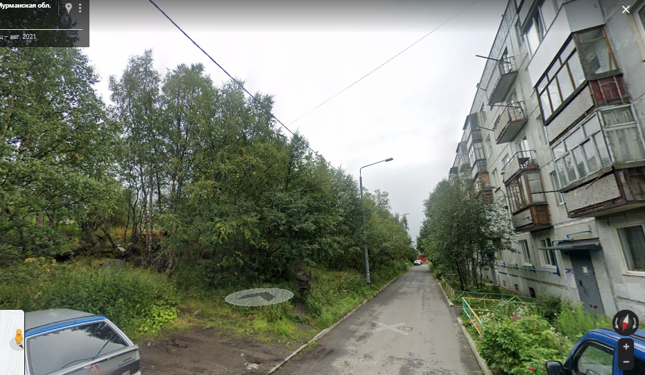 Узкий дворик 11-го дома (наши дни).