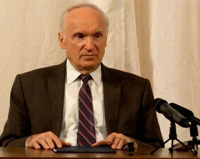 Алексей Ильич Осипов -советский и российский учёный-богослов, педагог и публицист, доктор богословия. Заслуженный профессор Московской духовной академии, апологет и проповедник.