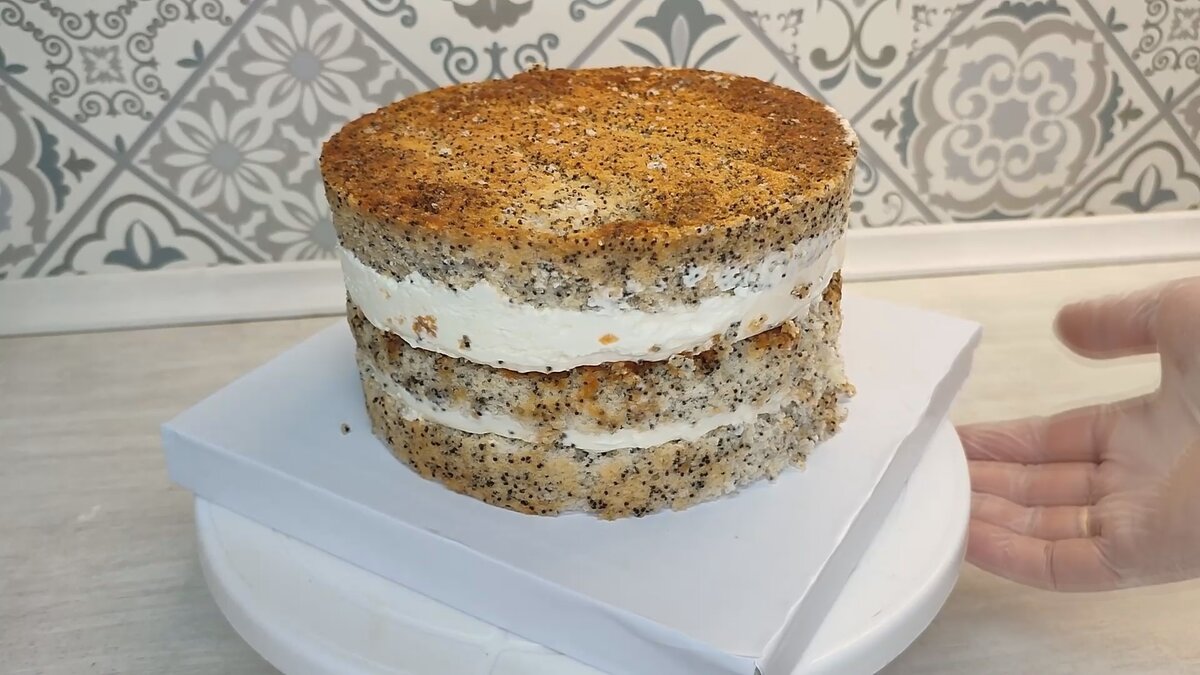Маковый торт со сметанным кремом