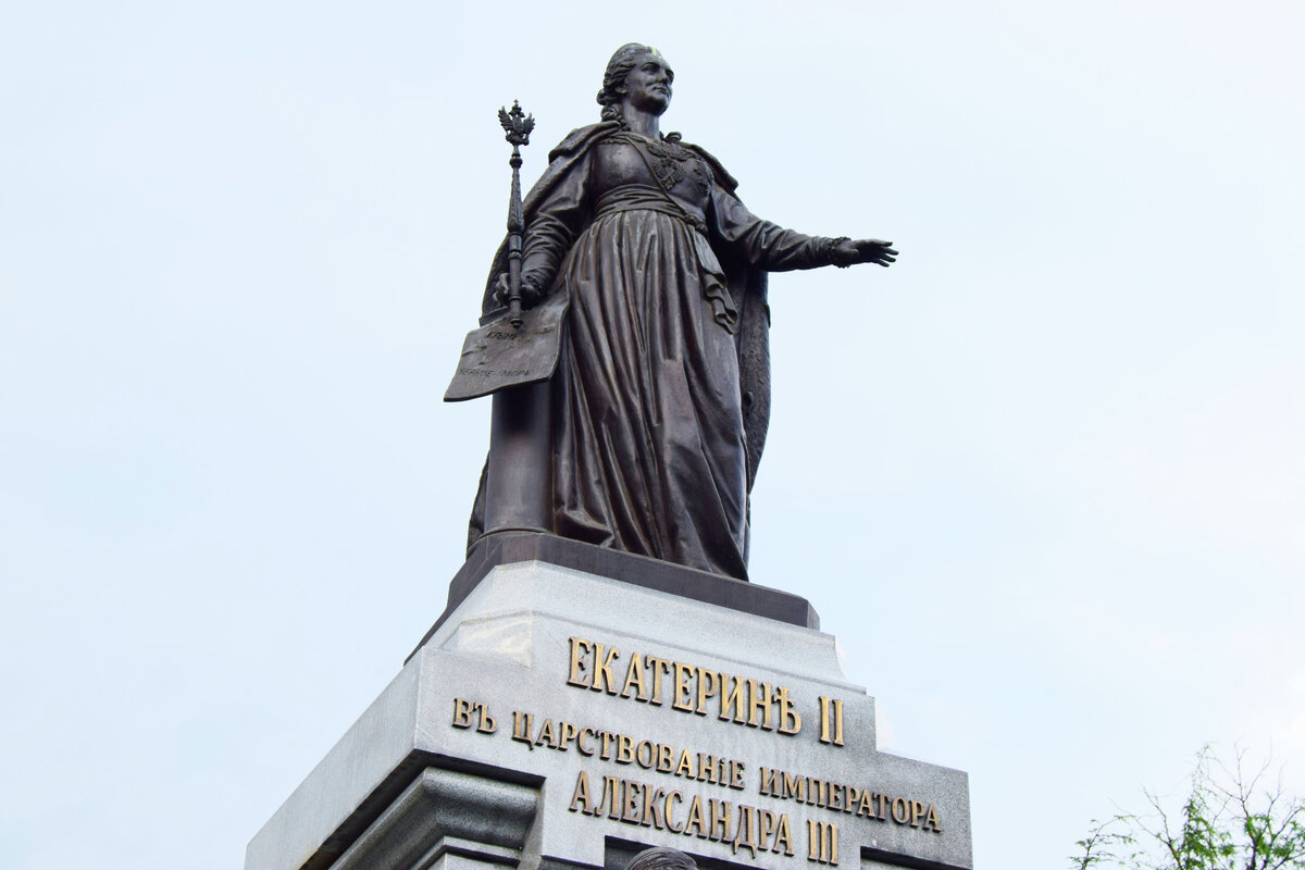 Памятник Екатерине II // Туристический портал Республики Крым, Светлана Мальцева