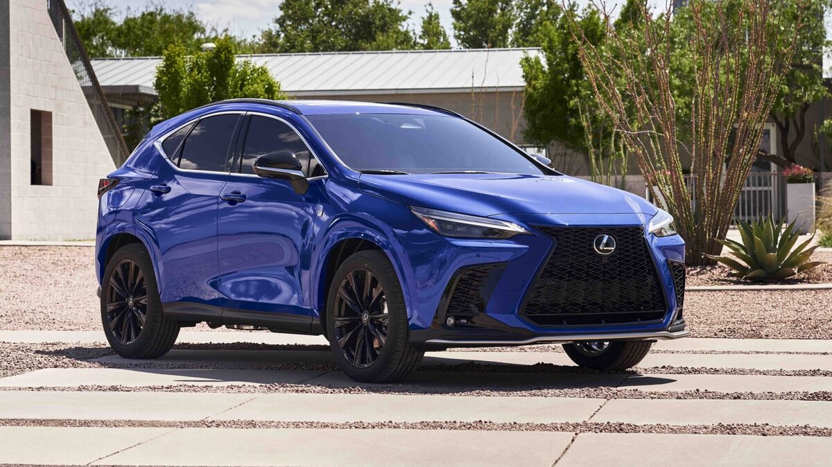    Lexus NX 450h+. Фото Lexus
