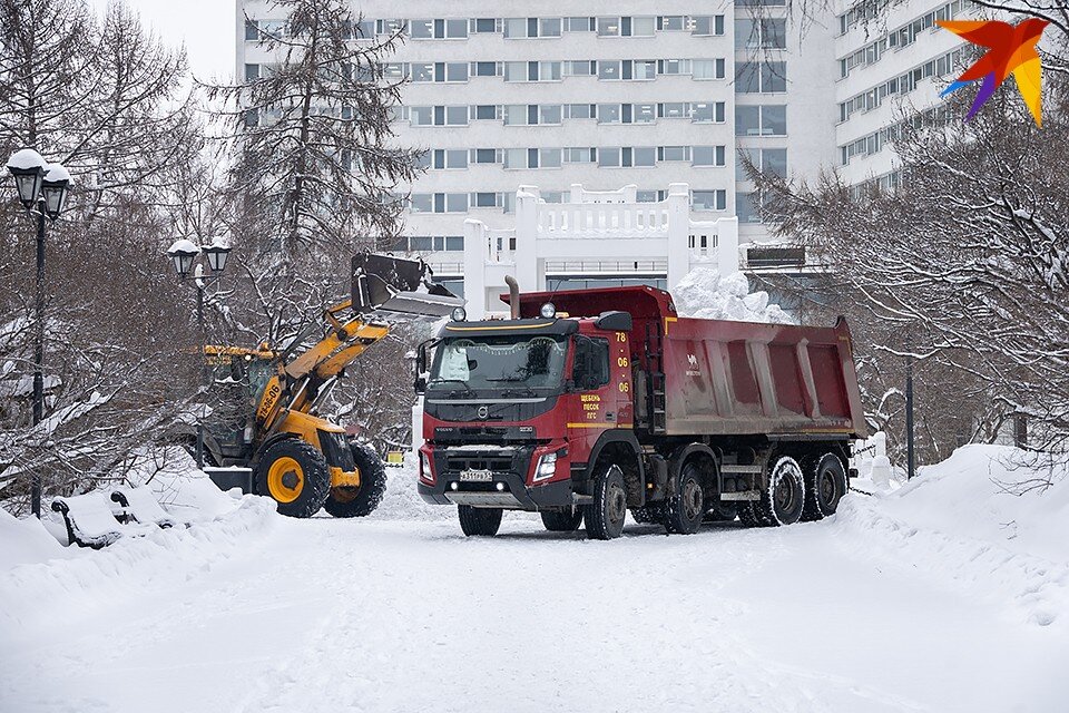     Март в этом году отыгрывается за всю зиму 2022/2023 - морозы сменяются мощными снегопадами и наоборот. Антон ЗАБИРОВ