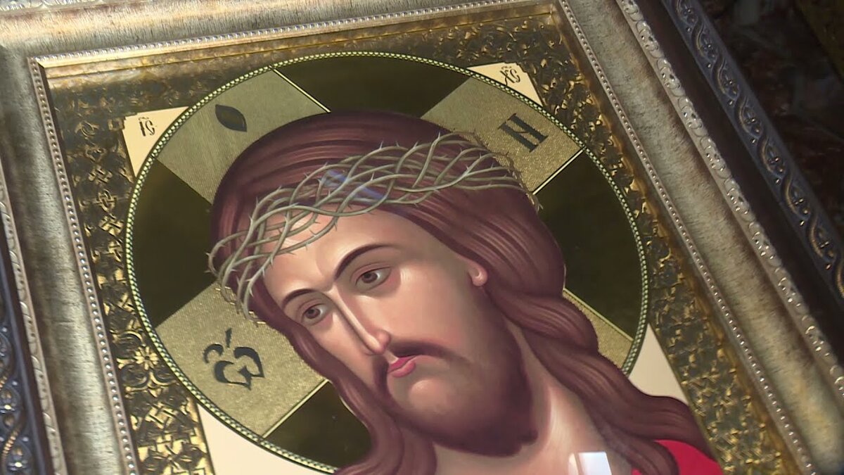 Иисус Христос в терновом венце. Источник: Яндекс. Картинки