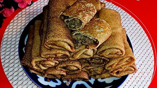 Бархатные блинчики кухня наизнанку. Бархатные блинчики. Кухня наизнанку блины на дрожжах. Кухня наизнанку блины на кипятке. Кухня наизнанку блины.