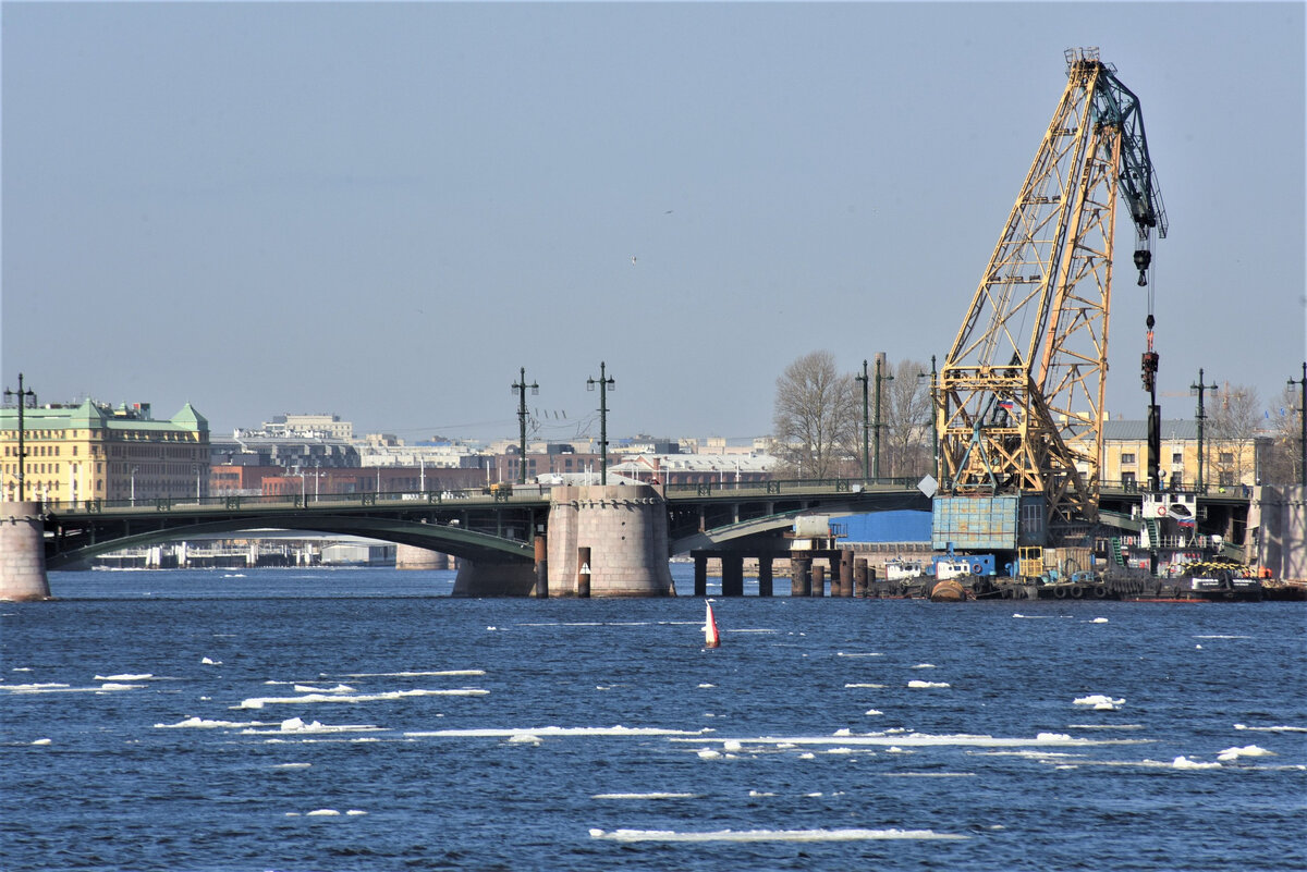 биржевой мост санкт петербург