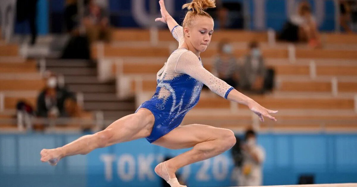 Бекки Смит гимнастка