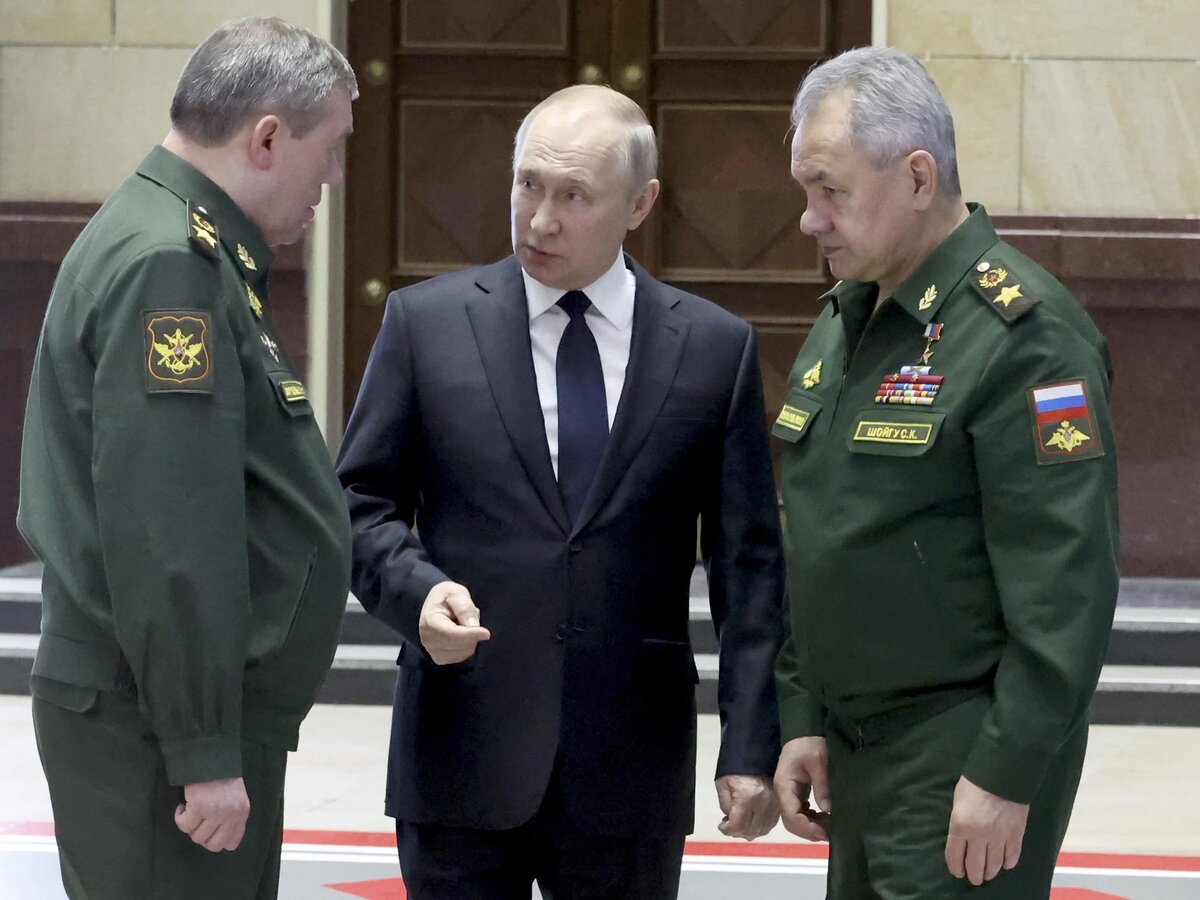 В.В. Путин и наше высшее военное руководство